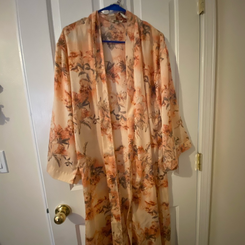 Gimmicks Kimono